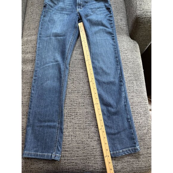 L.L. Bean Womens Straight Leg Favorite Fit JeanFlex Denim Jeans Size 6 Reg - Picture 5 of 10